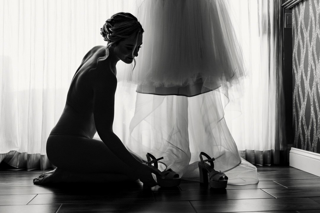 Elegance Unveiled: Embracing Bridal Boudoir Photography